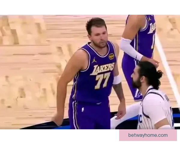 湖人上诉东契奇第16次技犯争议事件 双方口角描述各异能否撤销处罚