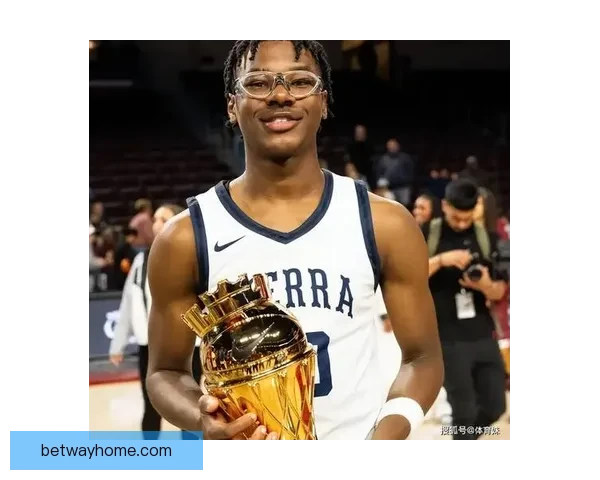 布莱斯随队再度夺冠 亚利桑那大学力克普渡挺进NCAA终极四强